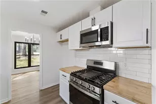 9383 Woodknoll Way, Jonesboro, GA 30238 - Photo 19