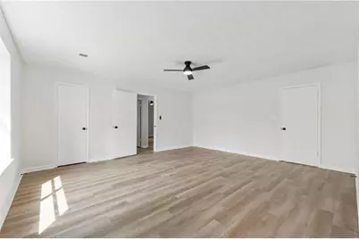 9383 Woodknoll Way, Jonesboro, GA 30238 - Photo 23