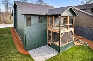 318 E 2nd St, Blue Ridge, GA 30513 - Photo 5