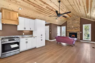 318 E 2nd St, Blue Ridge, GA 30513 - Photo 13