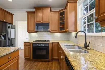 5742 Vinings Retreat Way SW, Mableton, GA 30126 - Photo 9