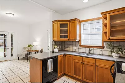 207 Missionary Drive, Decatur, GA 30030 - Photo 17