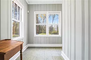 207 Missionary Dr, Decatur, GA 30030 - Photo 11