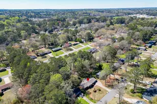 1301 Renee Dr SW, Lilburn, GA 30047 - Photo 35