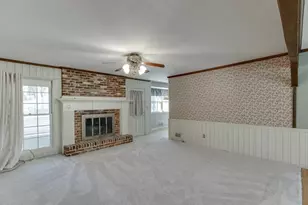 1301 Renee Dr SW, Lilburn, GA 30047 - Photo 9