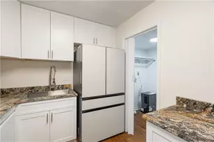 330 Winding River Dr, Atlanta, GA 30350 - Photo 5