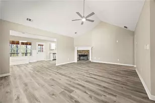 212 Knollside Ct, McDonough, GA 30252 - Photo 3