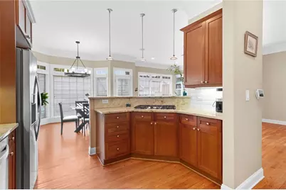 5452 Wentworth Street, Sandy Springs, GA 30342 - Photo 9