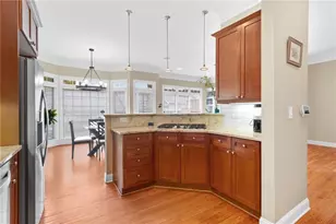 5452 Wentworth St, Sandy Springs, GA 30342 - Photo 9