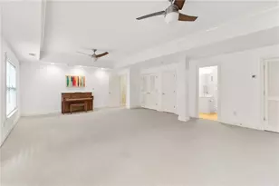 5452 Wentworth St, Sandy Springs, GA 30342 - Photo 25