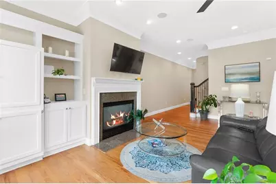 5452 Wentworth Street, Sandy Springs, GA 30342 - Photo 7