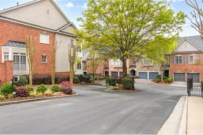 5452 Wentworth Street, Sandy Springs, GA 30342 - Photo 29