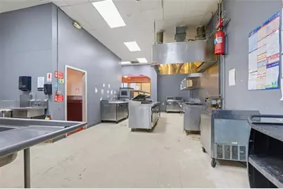 500 Great Oaks Drive #8, Monroe, GA 30655 - Photo 7