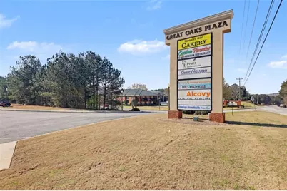 500 Great Oaks Drive #8, Monroe, GA 30655 - Photo 3