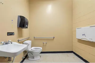 500 Great Oaks Drive #8, Monroe, GA 30655 - Photo 17