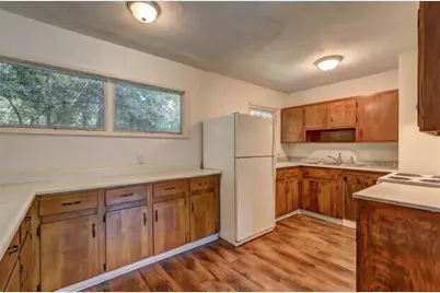 2423 Thrasher Avenue, Macon, GA 31206 - Photo 3