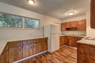 2423 Thrasher Ave, Macon, GA 31206 - Photo 3