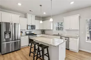 625 Clark Lake Estates Dr, Grayson, GA 30017 - Photo 5