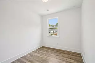 1532 Bryson Dr NW, Atlanta, GA 30318 - Photo 17