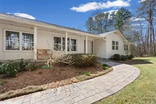 640 Overlook Trail, Acworth, GA 30101 - Photo 3