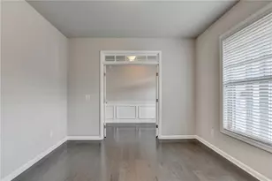 2375 Matlin Way, Buford, GA 30519 - Photo 9