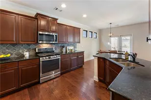 704 Hedge Brook Dr, Woodstock, GA 30188 - Photo 13