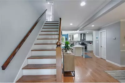 813 Lakeshore Drive, Berkeley Lake, GA 30096 - Photo 9