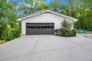 813 Lakeshore Dr, Berkeley Lake, GA 30096 - Photo 43