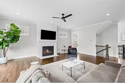 2304 Isla Run, Woodstock, GA 30188 - Photo 13