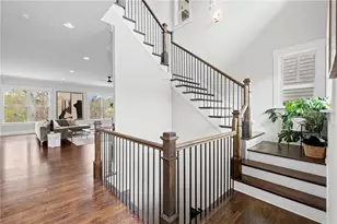 2304 Isla Run, Woodstock, GA 30188 - Photo 9