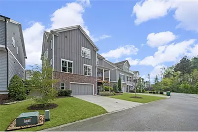 2304 Isla Run, Woodstock, GA 30188 - Photo 49