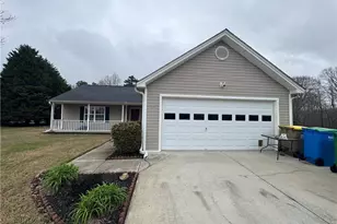 1003 Rolling Ridge Ln, Auburn, GA 30011 - Photo 3