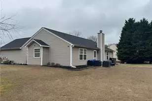 1003 Rolling Ridge Ln, Auburn, GA 30011 - Photo 5