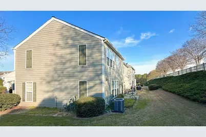 3592 Gainesway Trace, Duluth, GA 30096 - Photo 3