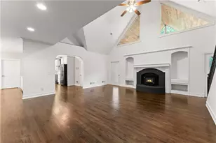 5094 Meadowbrook Cir, Suwanee, GA 30024 - Photo 11