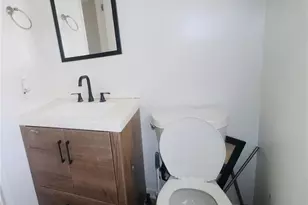 948 Lake Dr Ct, Stone Mountain, GA 30088 - Photo 21