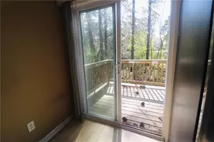 948 Lake Dr Ct, Stone Mountain, GA 30088 - Photo 31