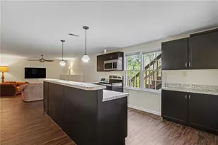 528 Fortune Ridge Rd, Stone Mountain, GA 30087 - Photo 25