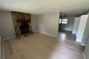 9182 Bent Pine Ct NE, Covington, GA 30014 - Photo 5