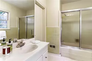 1888 Lenox Rd NE, Atlanta, GA 30306 - Photo 19