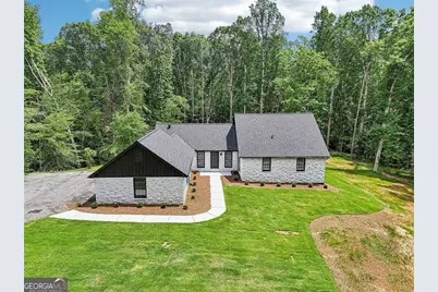 2725 Glendale Drive NE, Conyers, GA 30013 - Photo 3