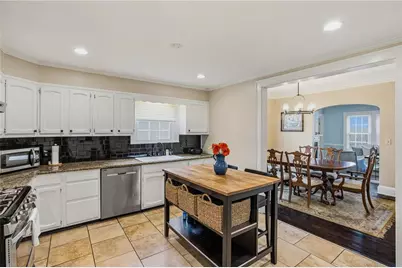 811 E Ponce De Leon Avenue, Decatur, GA 30030 - Photo 7