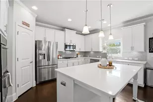 7735 Oldbury Pl, Cumming, GA 30040 - Photo 7