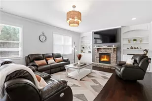 7735 Oldbury Pl, Cumming, GA 30040 - Photo 9