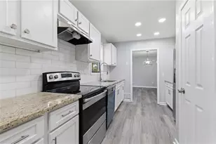 4380 Cary Dr, Snellville, GA 30039 - Photo 7