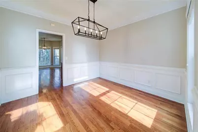 2119 Imperial Drive, Gainesville, GA 30501 - Photo 11