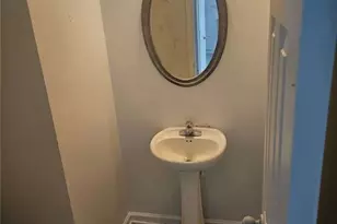 9432 Lakeview Rd, Union City, GA 30291 - Photo 9