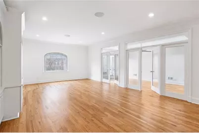 3685 Peachtree Road NE #10, Atlanta, GA 30319 - Photo 11