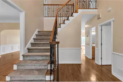 915 Chipley Court, Marietta, GA 30062 - Photo 3