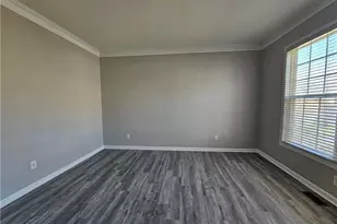 1734 Longmont Dr, Lawrenceville, GA 30044 - Photo 3